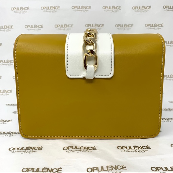 Brunch at Tiffany’s Purse - Picture 5 of 6